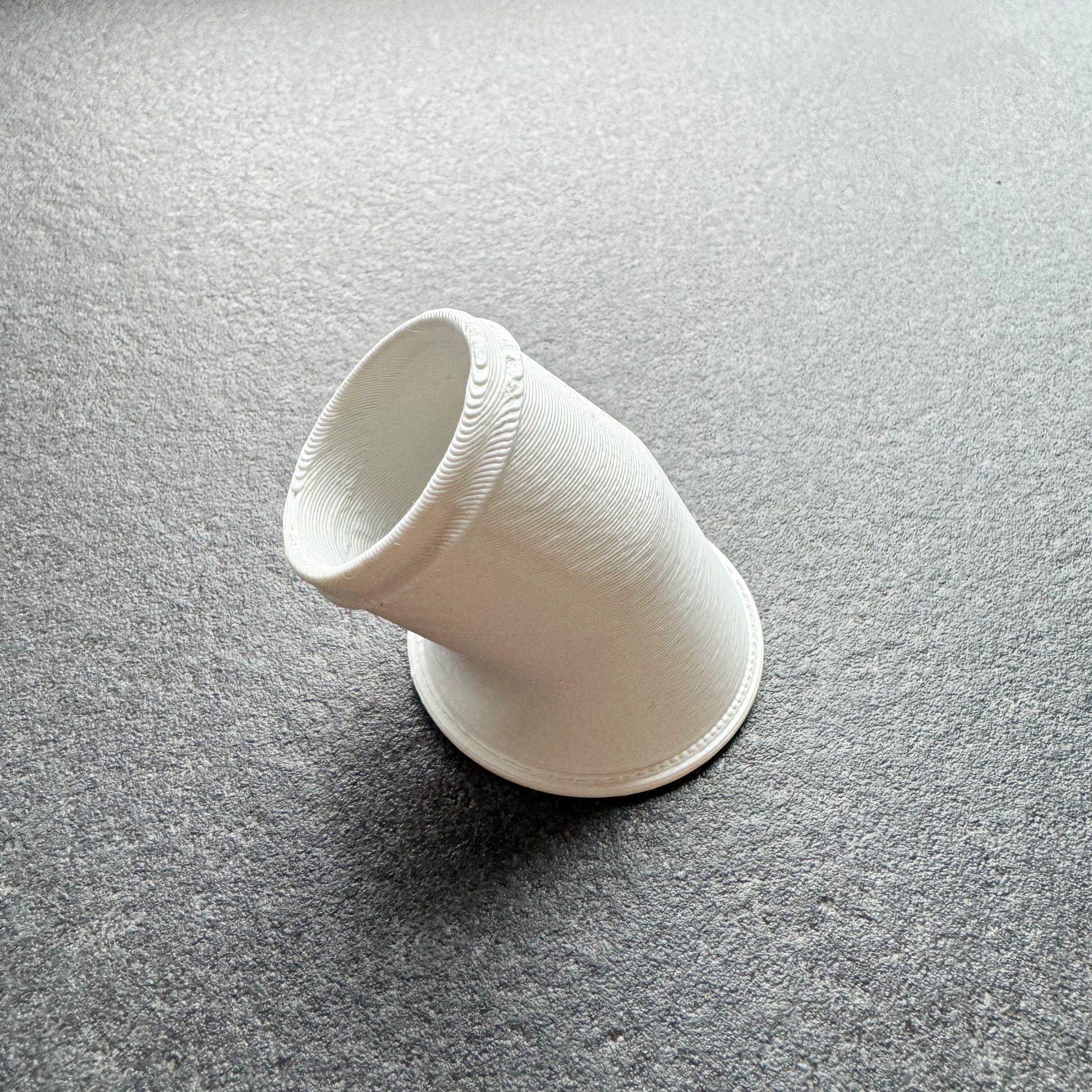 Perfect Van Fitting für optimale Position Schlauch am Lüftergehäuse