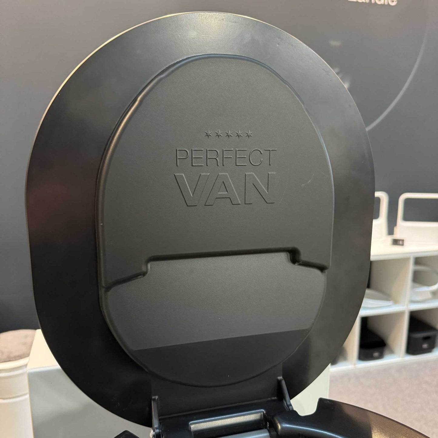 Perfect Van Klodeckel in schwarz