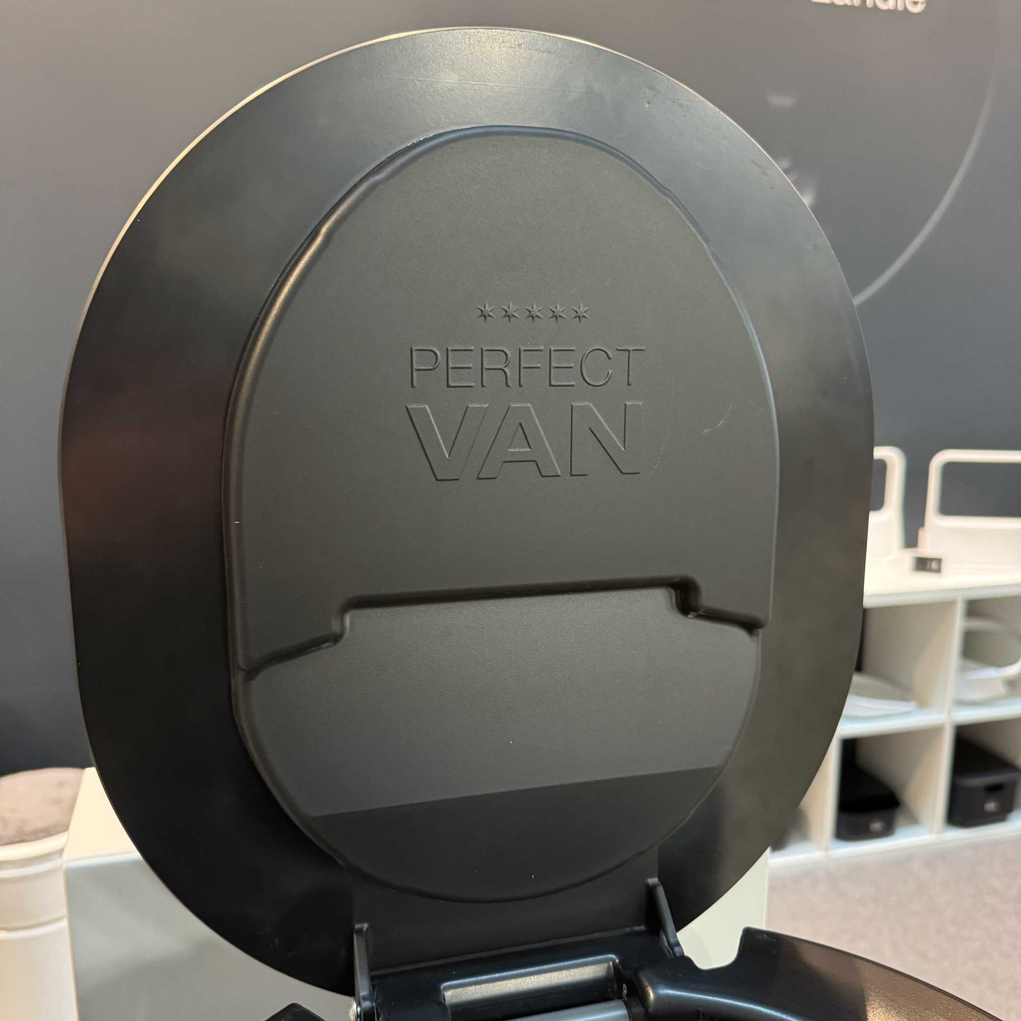 Perfect Van Klodeckel in schwarz