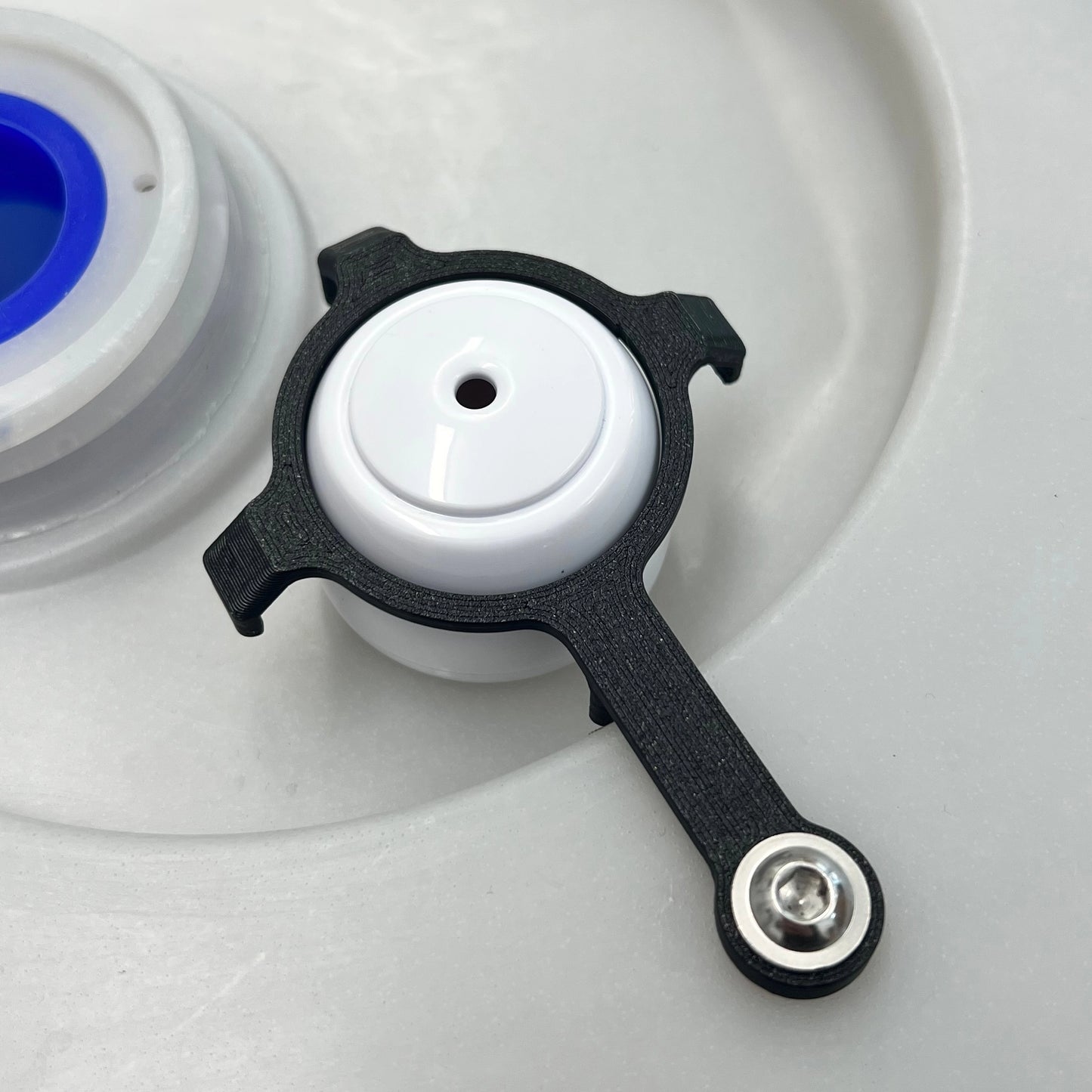 Sensorhalter für Überlaufsensor an Urin Tank für Perfect Van