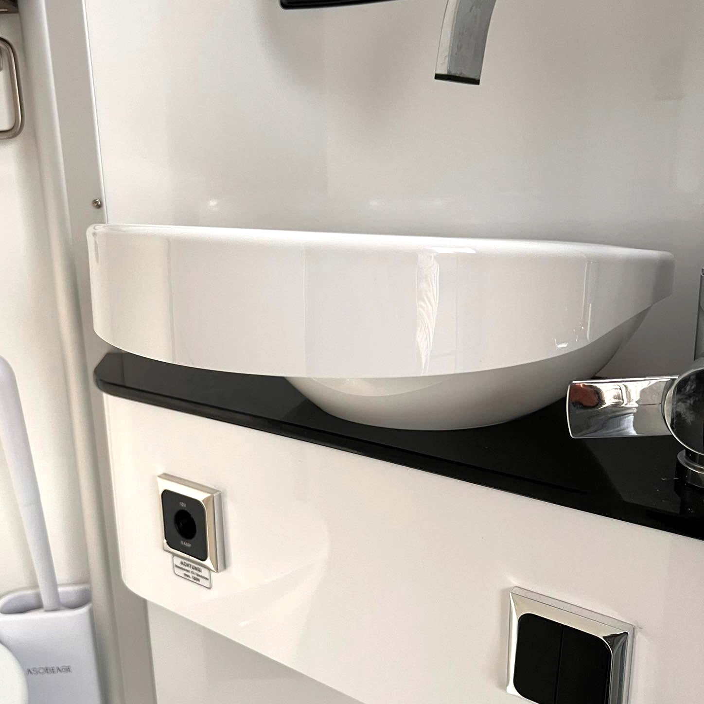 Perfect Van Waschbeckenerweiterung für Pössl