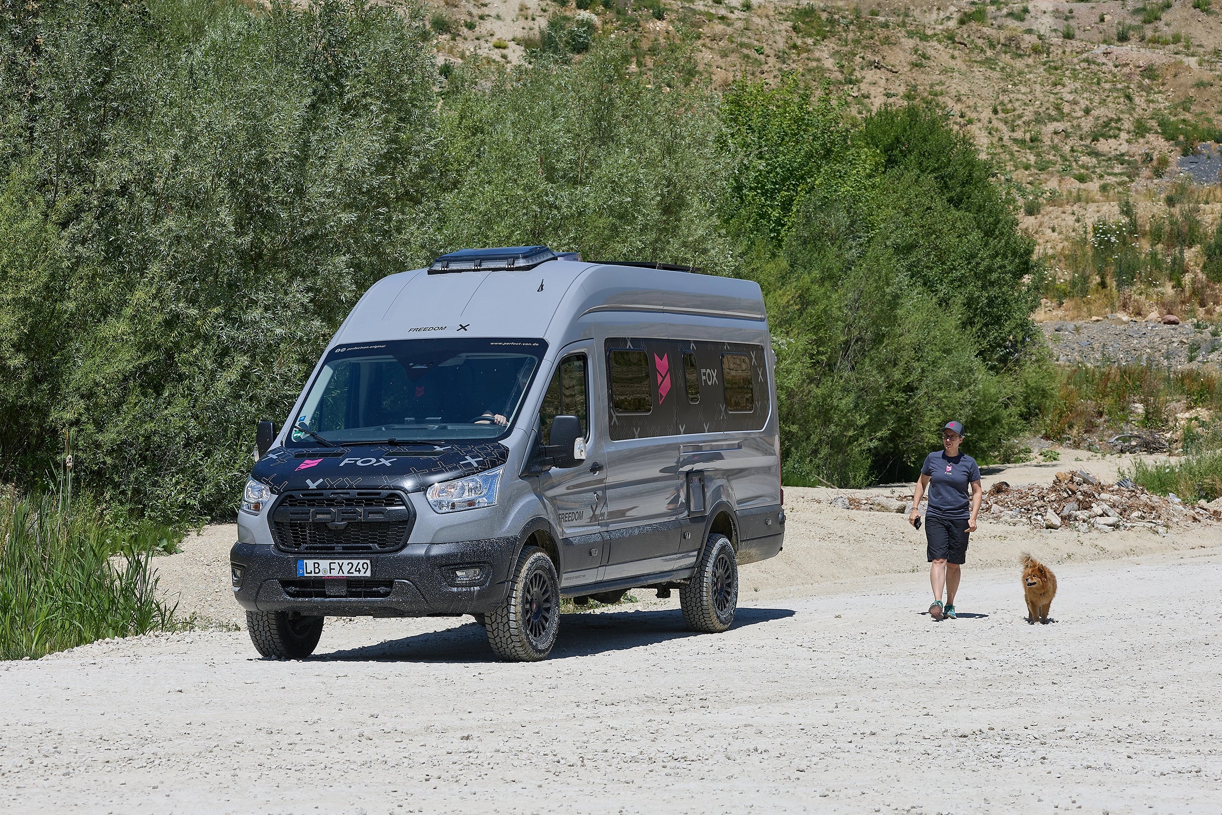 Perfect Van FOX Vanausbau Ford Transit Allrad Wohnmobil Kastenwagen 