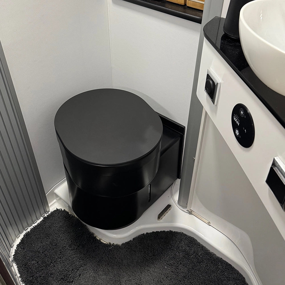 Perfect Van One Trenntoilette Trockentrenntoilette schwarz im Pössl Summit